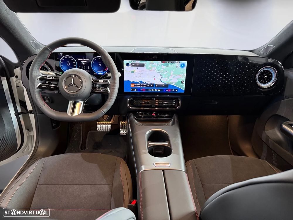 Mercedes-Benz CLA 180 Standard - 22