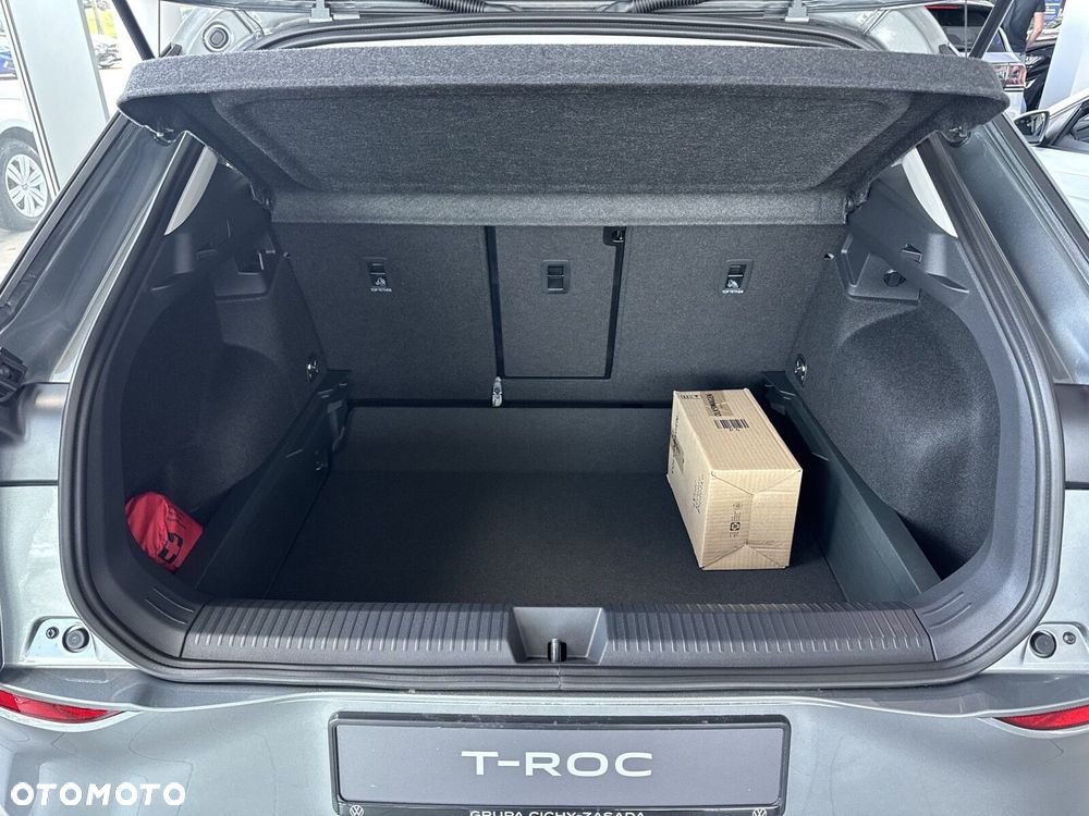 Volkswagen T-Roc - 17
