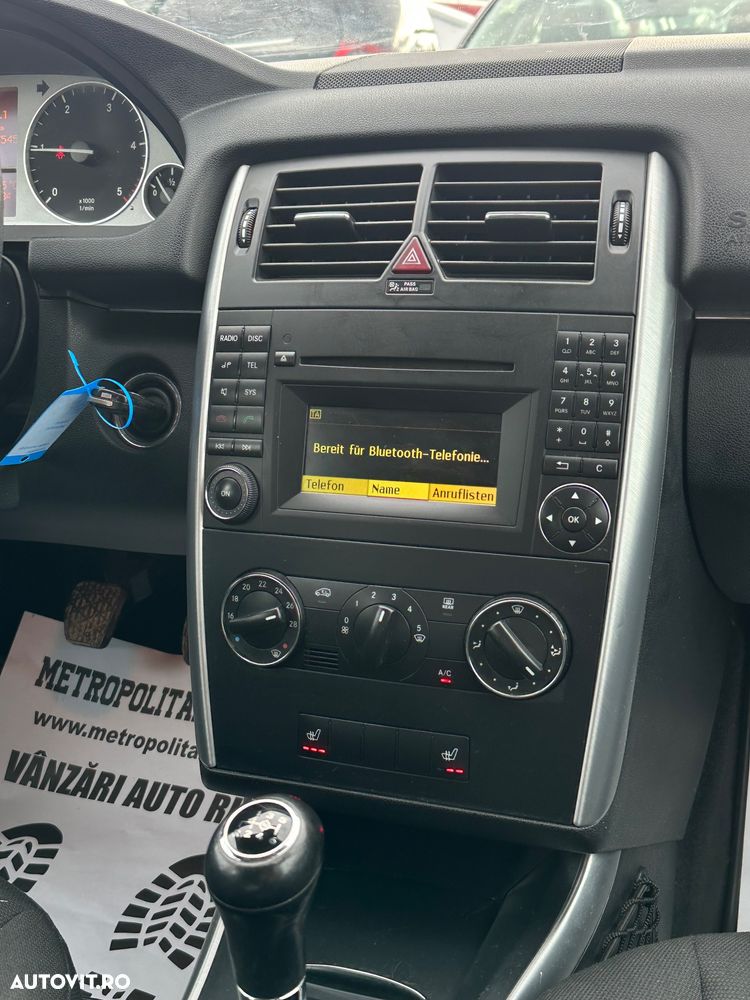 Mercedes-Benz B 180 - 11