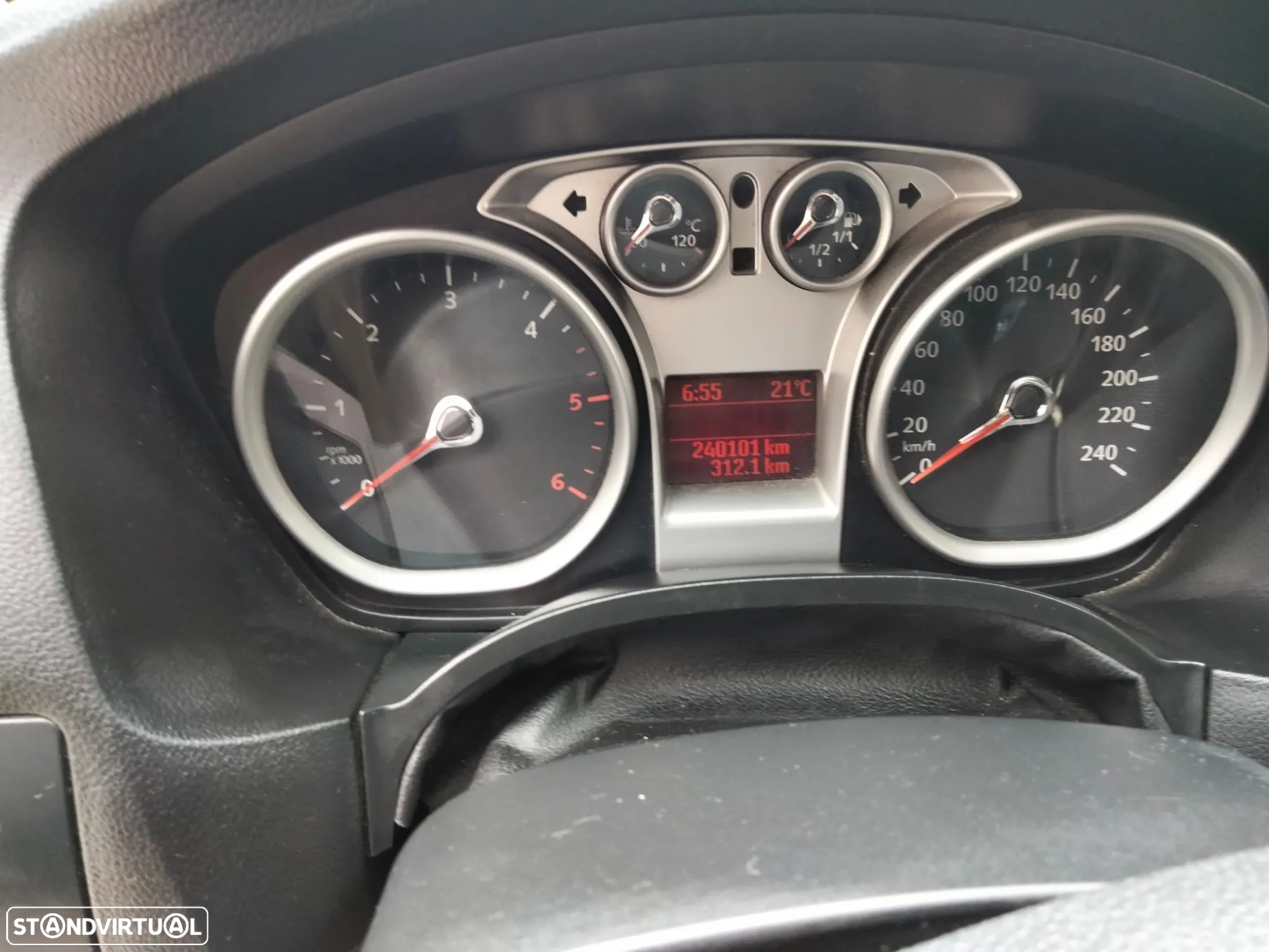 Ford Focus 1.6 TDCi Titanium - 8