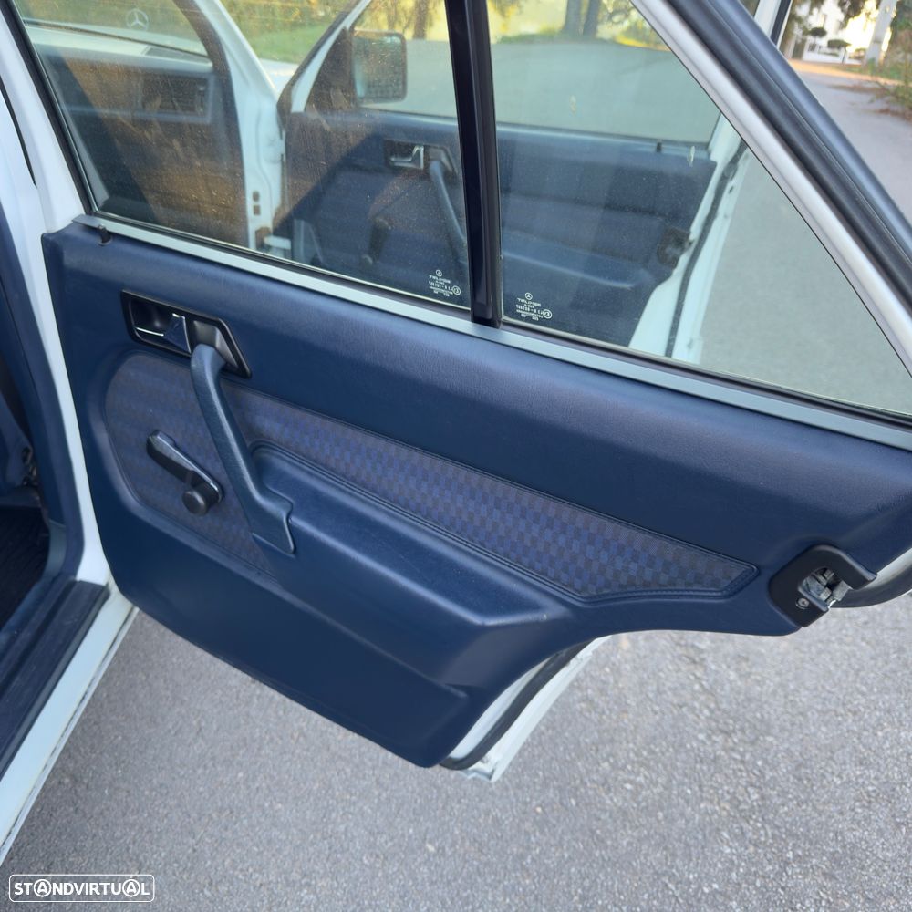 Mercedes-Benz A 190 - 9