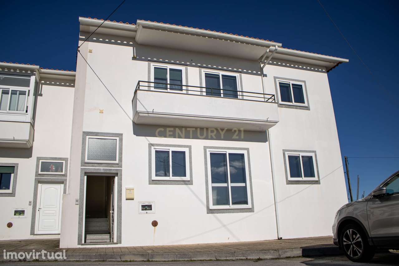 Moradia moderna | 3 pisos | Vila Nova Foz Côa - Grande imagem: 4/60