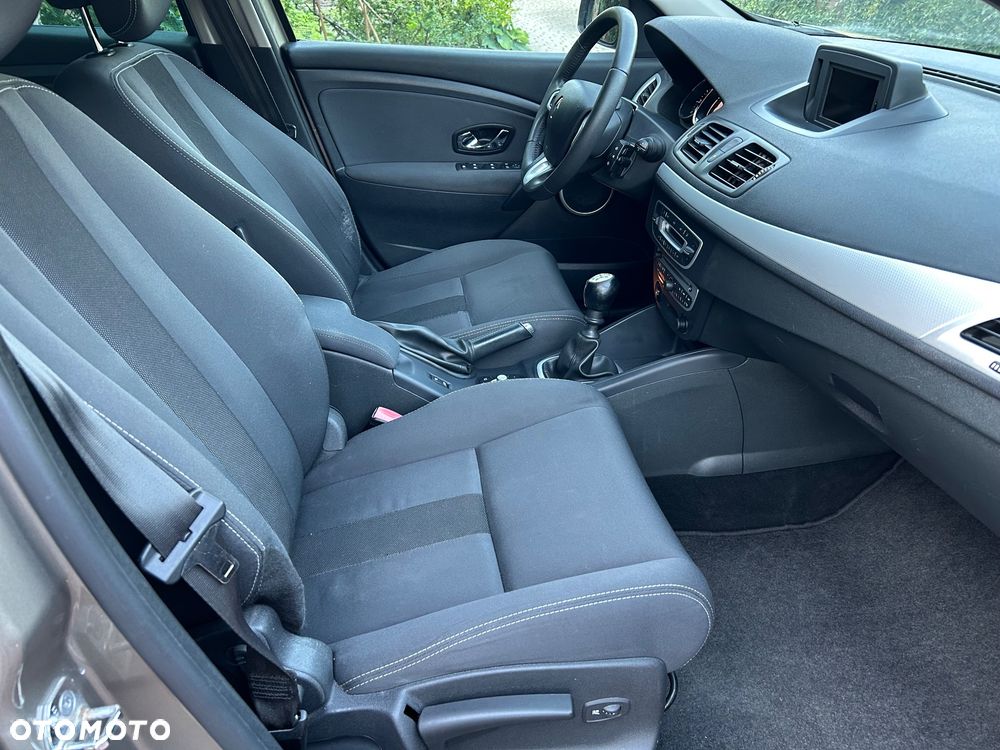 Renault Megane 1.5 dCi Dynamique - 31