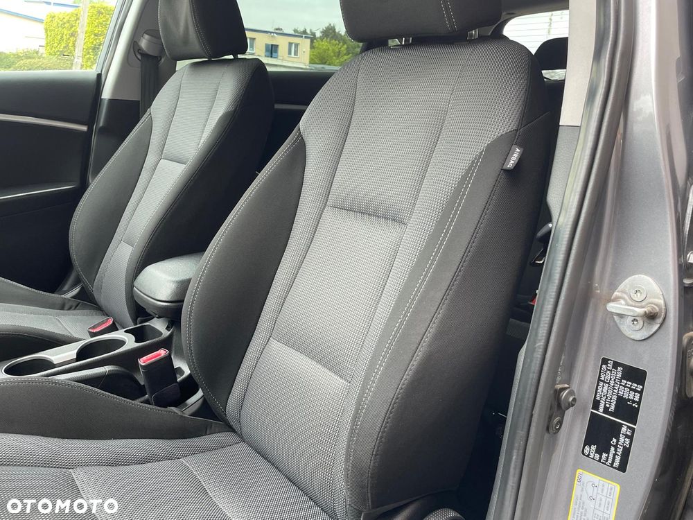 Hyundai i30 i30cw 1.4 UEFA EURO 2012 Edition - 23