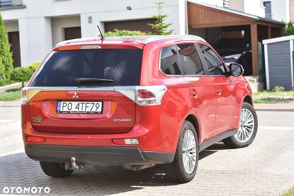 Mitsubishi Outlander - 6