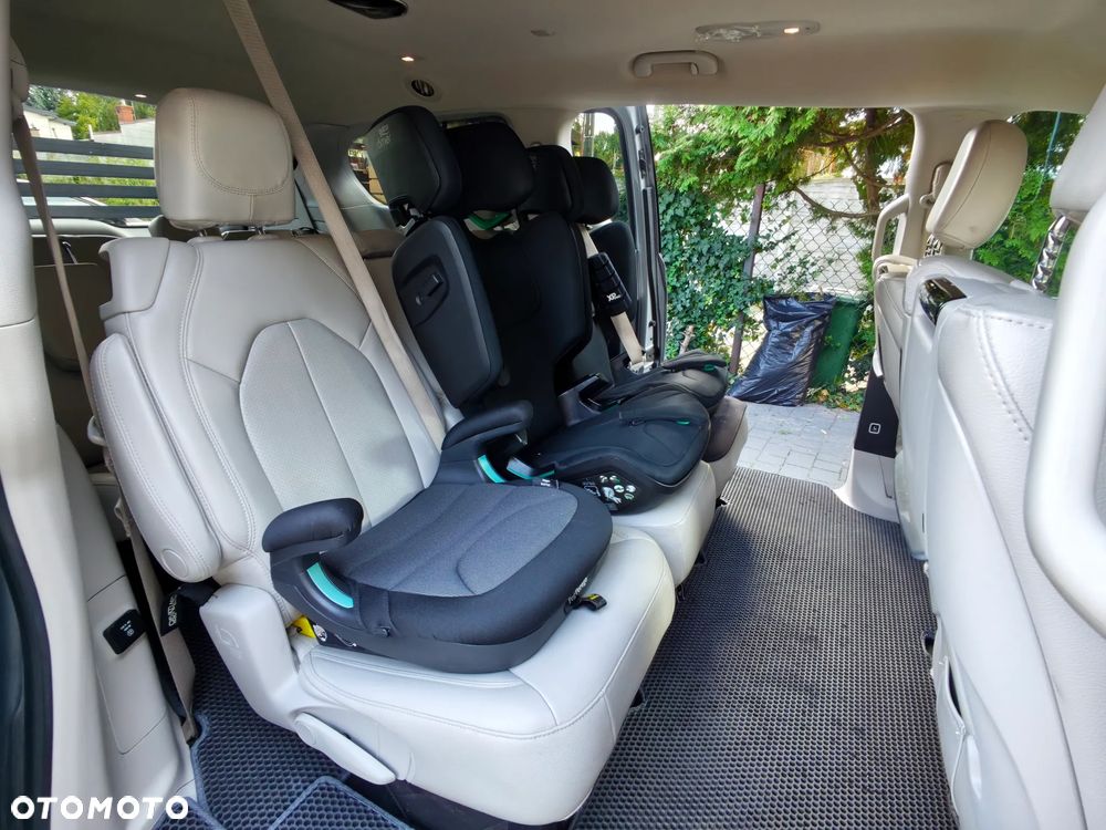 Chrysler Pacifica - 19