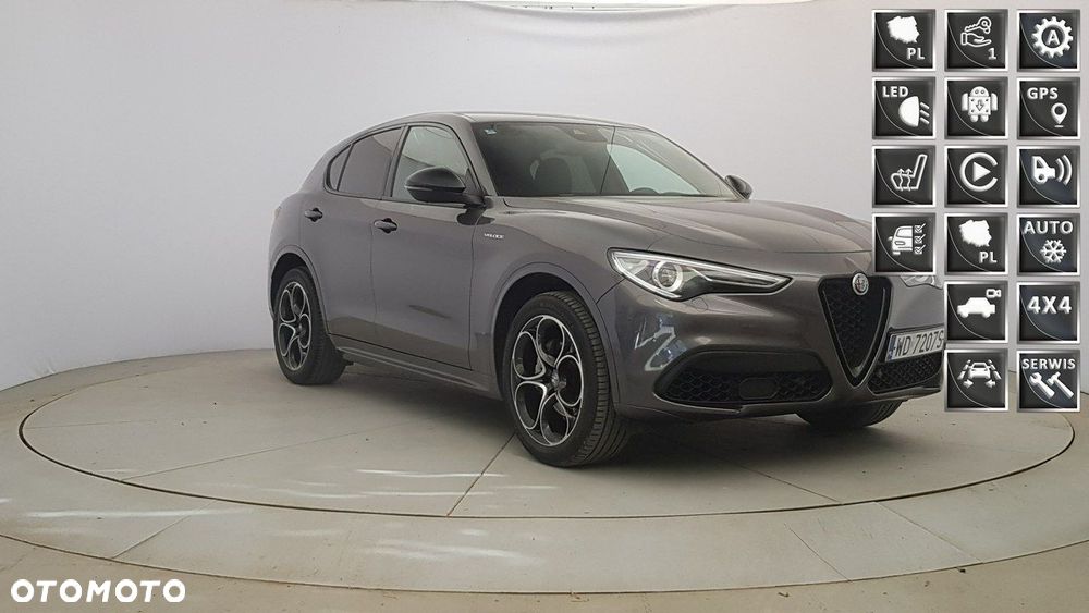 Alfa Romeo Stelvio - 1