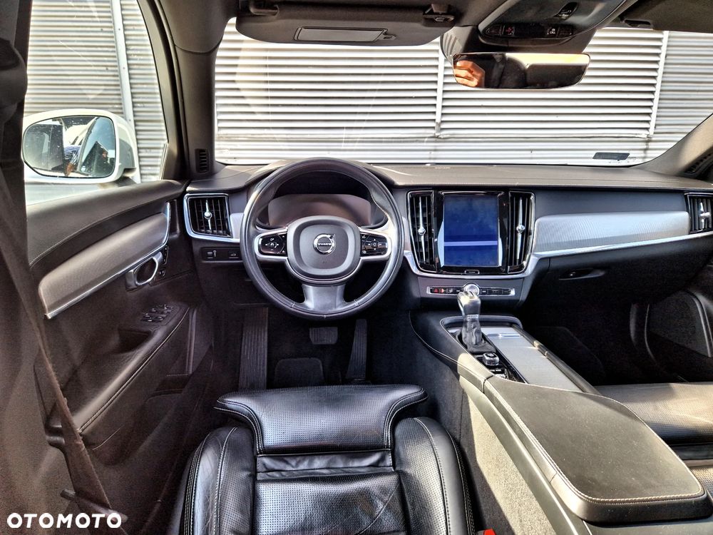 Volvo V90 Cross Country D5 SCR AWD Pro - 31