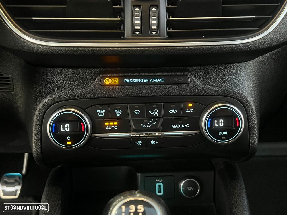 Ford Focus SW 1.0 EcoBoost ST-Line - 21