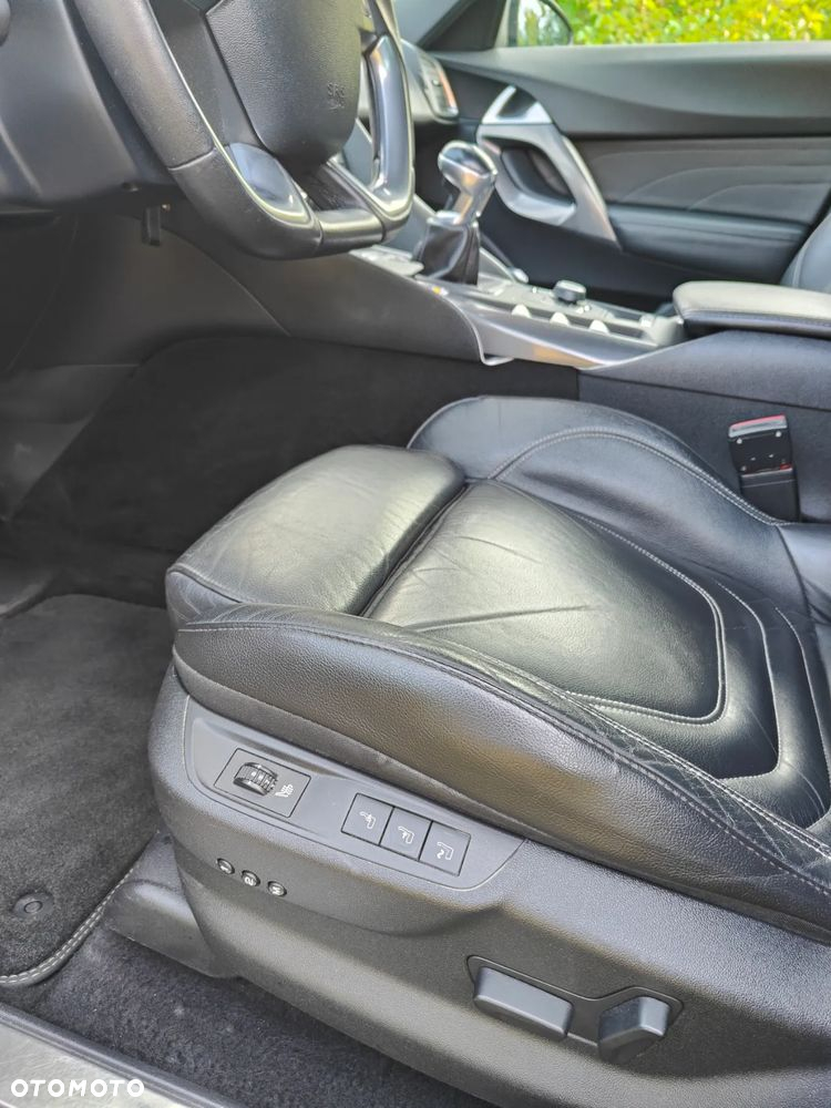 Citroën DS5 2.0 HDi SoChic - 12