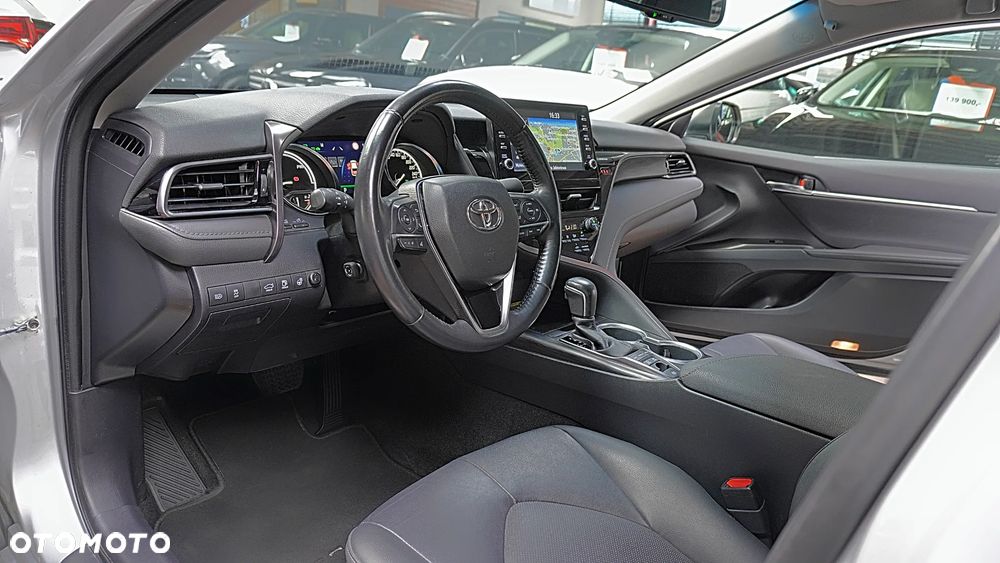 Toyota Camry 2.5 Hybrid Executive CVT - 14
