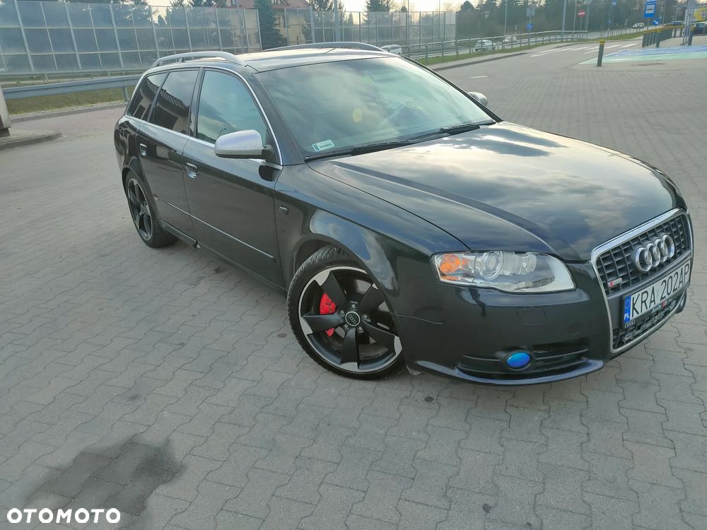Audi A4 Avant 2.0 T FSI quattro - 1