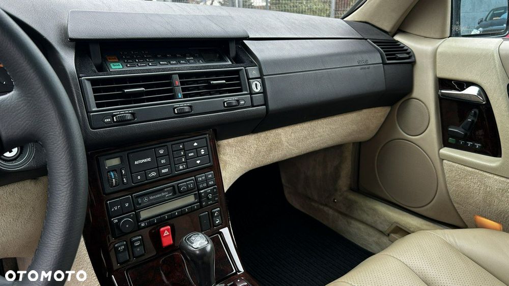 Mercedes-Benz SL - 19