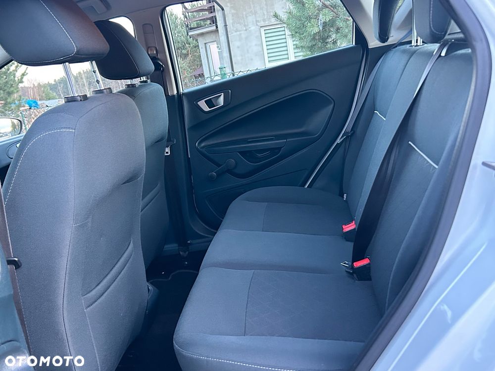 Ford Fiesta 1.25 Celebration - 21