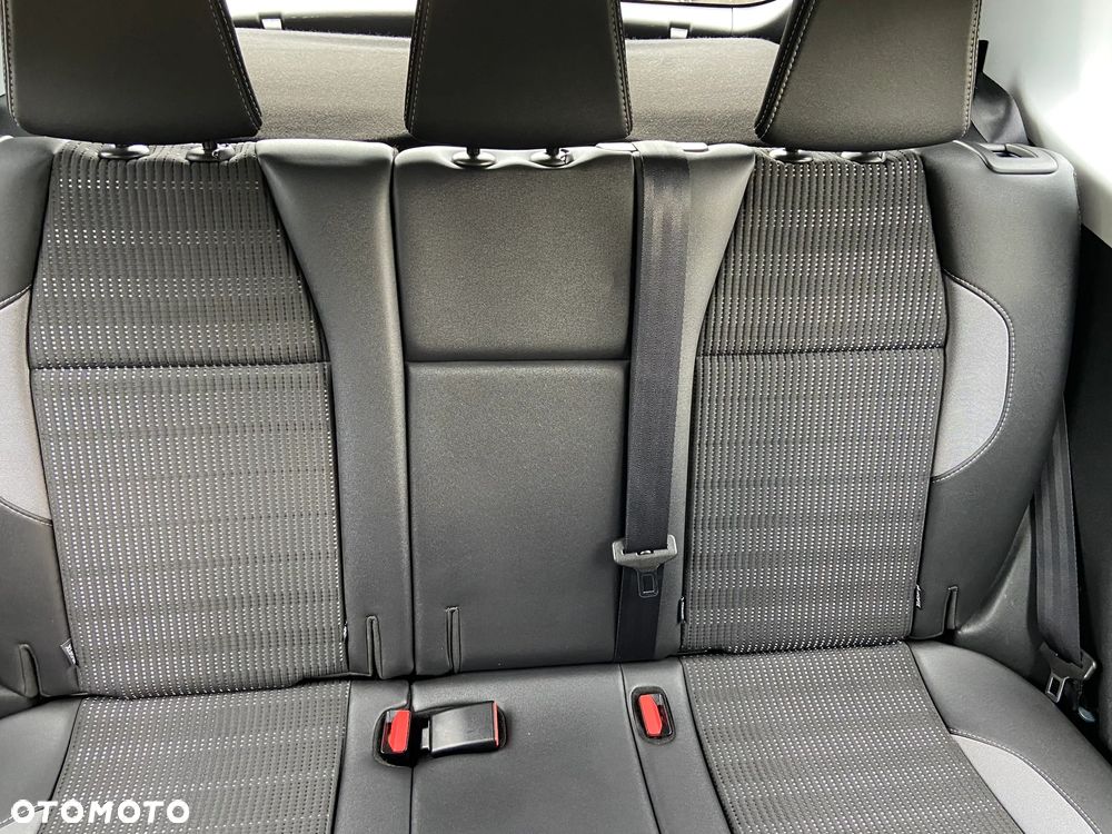 Peugeot 2008 - 39