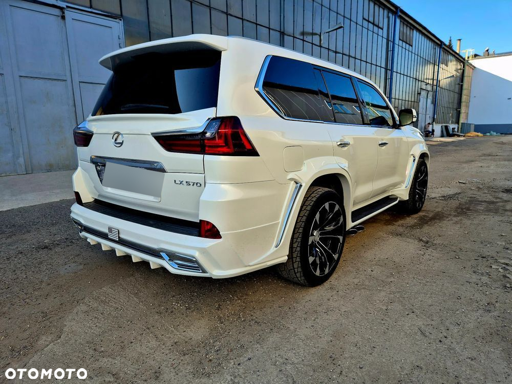 Lexus LX 570 Omotenashi - 15