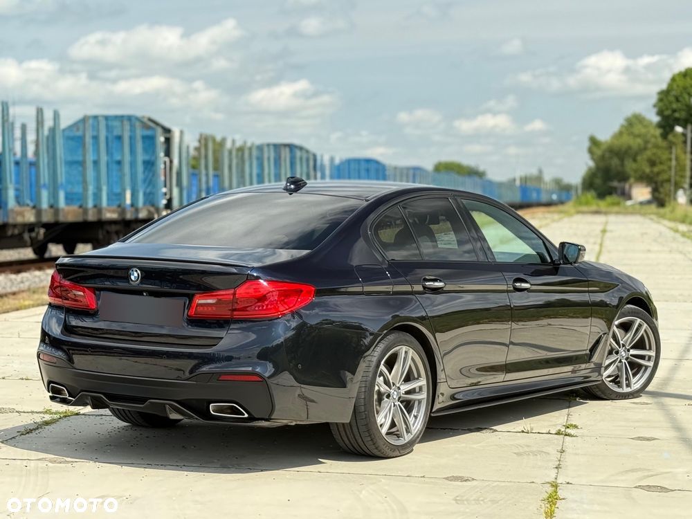 BMW Seria 5 520d xDrive M Sport sport - 26