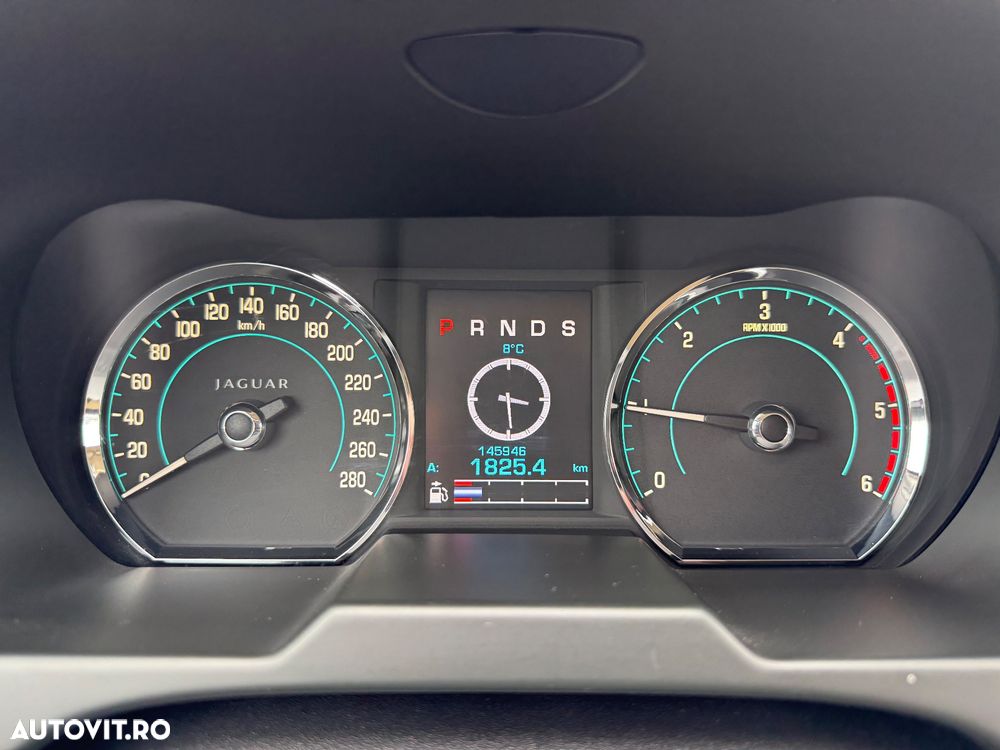 Jaguar XF 2.2D Premium Luxury - 13