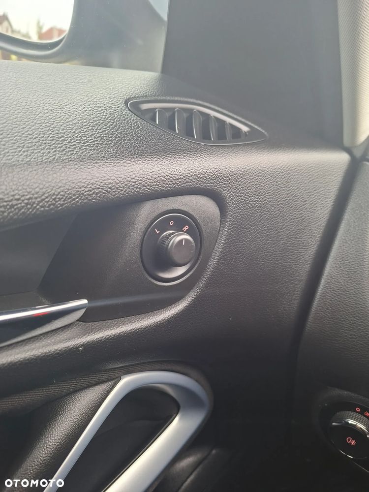 Opel Zafira - 13