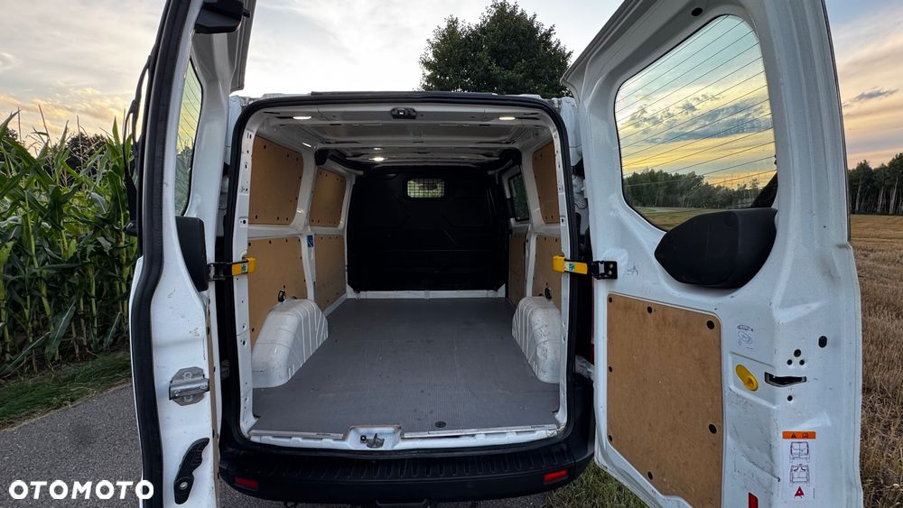 Ford Transit L2 RWD Ambiente - 18