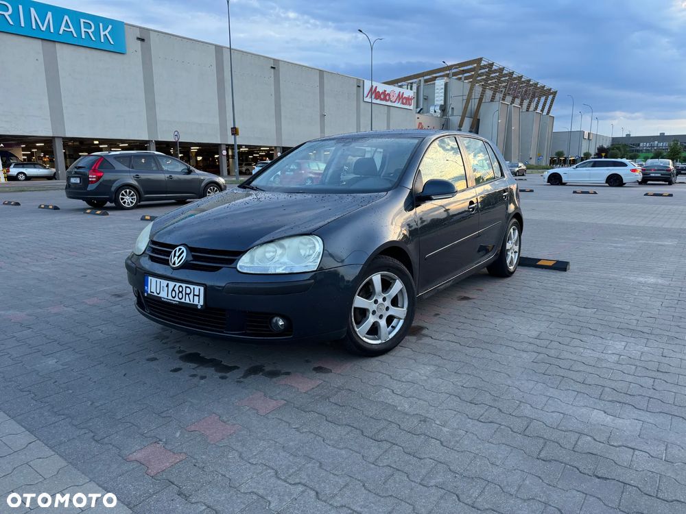 Volkswagen Golf - 2