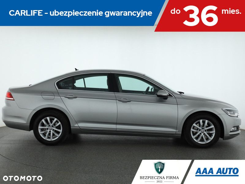 Volkswagen Passat - 7
