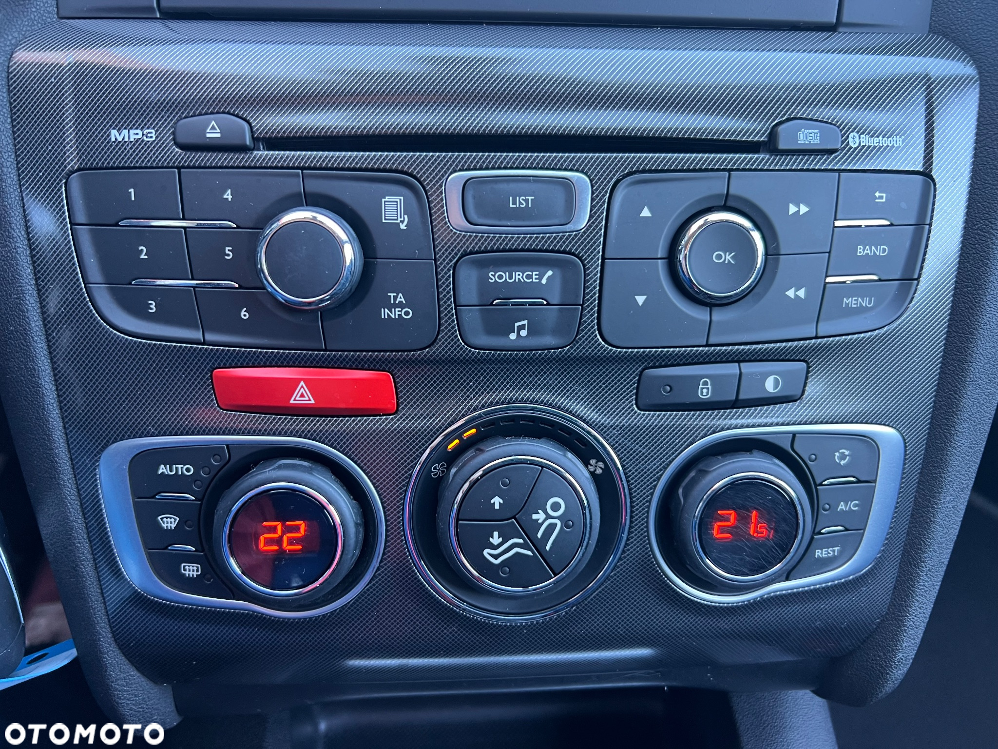 Citroën C4 HDi 90 Attraction - 26