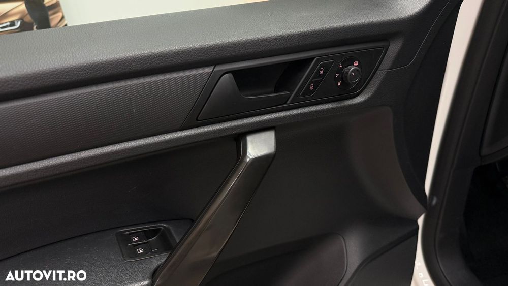 Volkswagen Caddy - 19