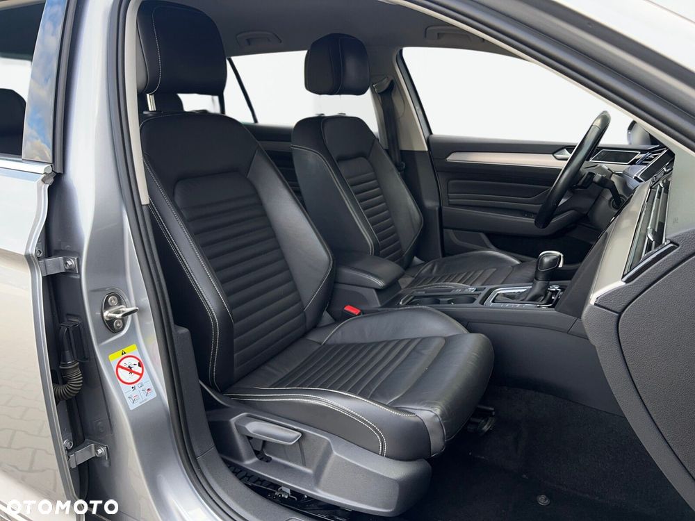 Volkswagen Passat 1.5 TSI EVO Elegance DSG - 16