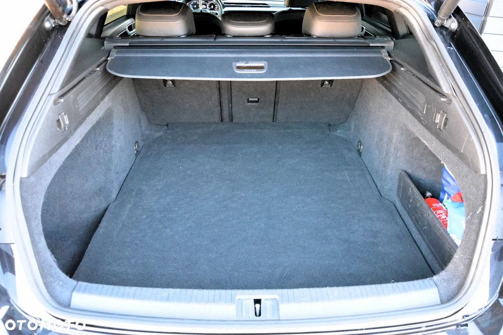 Volkswagen Arteon Shooting Brake 2.0 TDI 4Motion R-Line DSG - 36