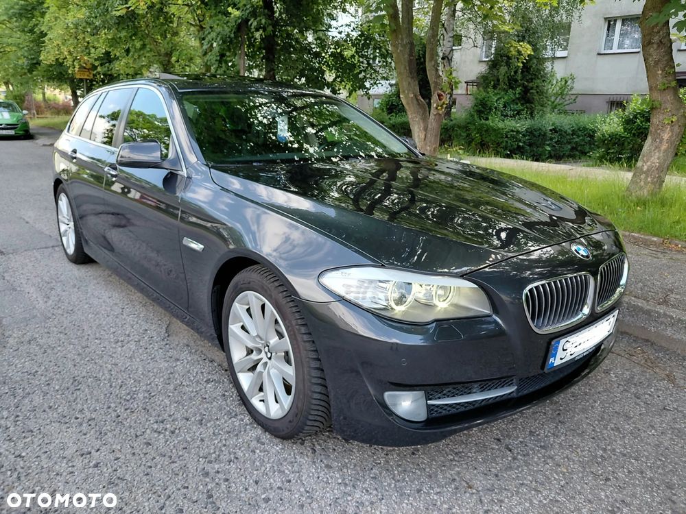 BMW Seria 5 520d Sport-Aut - 1