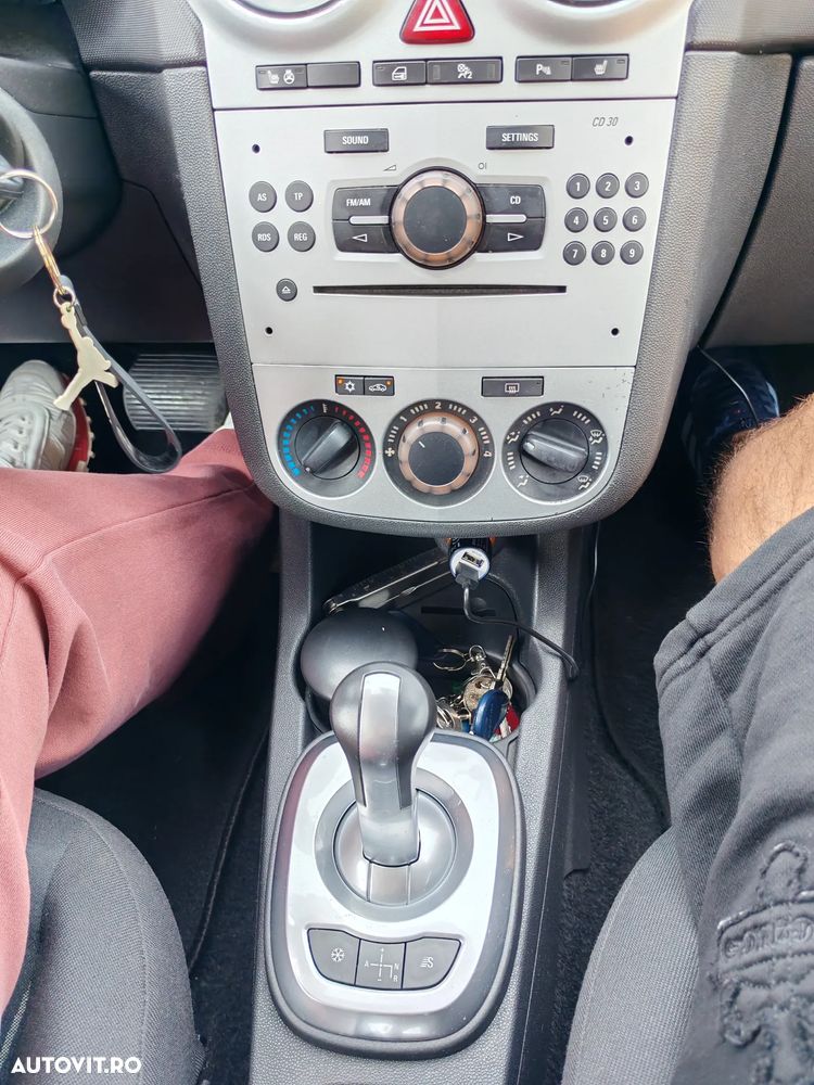Opel Corsa - 12