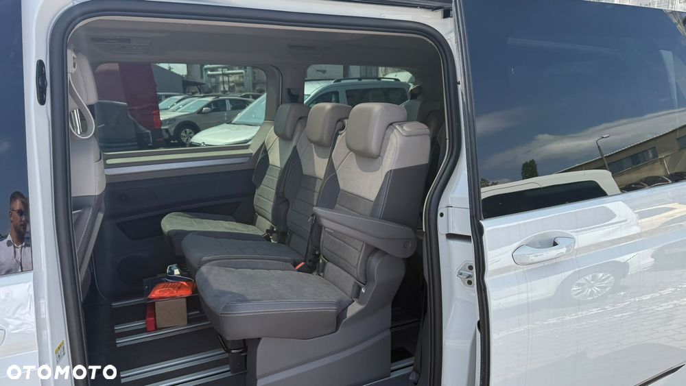 Volkswagen Multivan 2.0 TDI L2 Edition DSG - 13