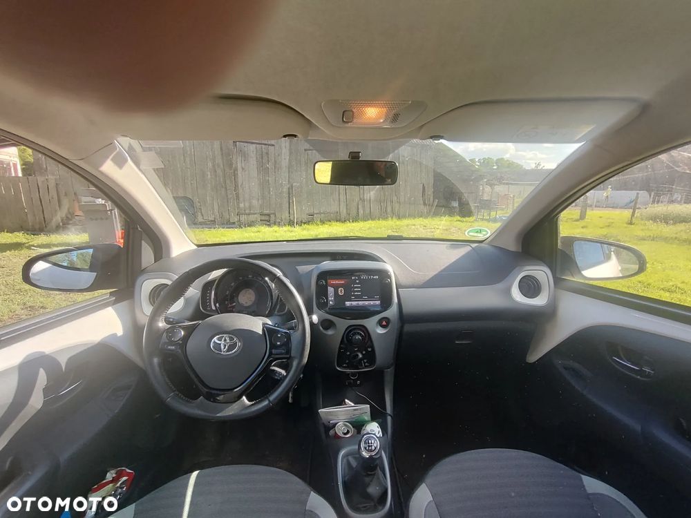 Toyota Aygo 1.0 VVT-i Color Edition - 7