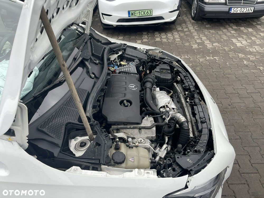 Mercedes-Benz Klasa B 220 4-Matic AMG Line 7G-DCT - 14