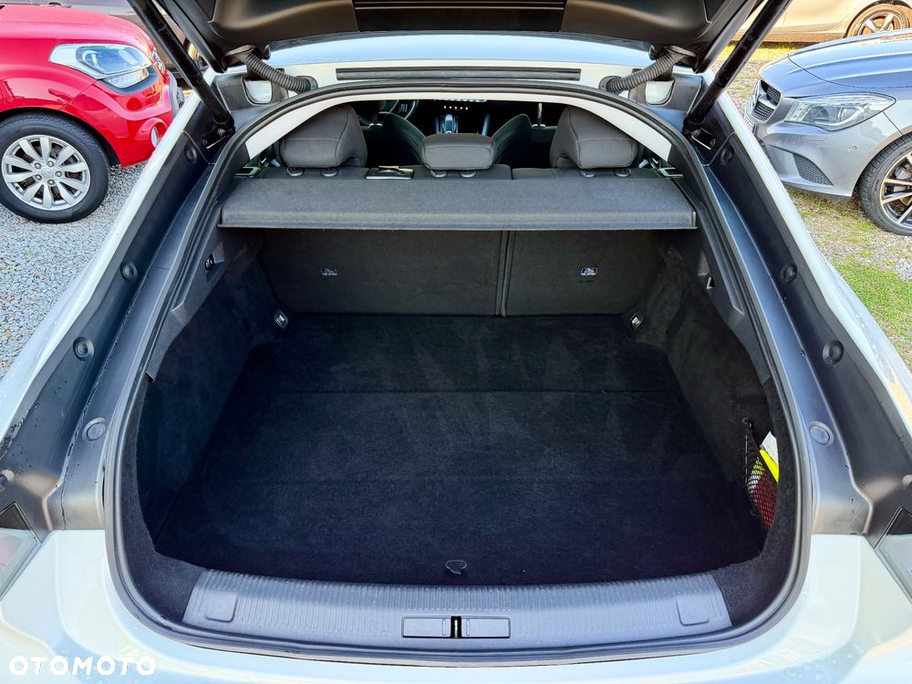 Peugeot 508 PureTech 180 EAT8 Allure Pack - 36