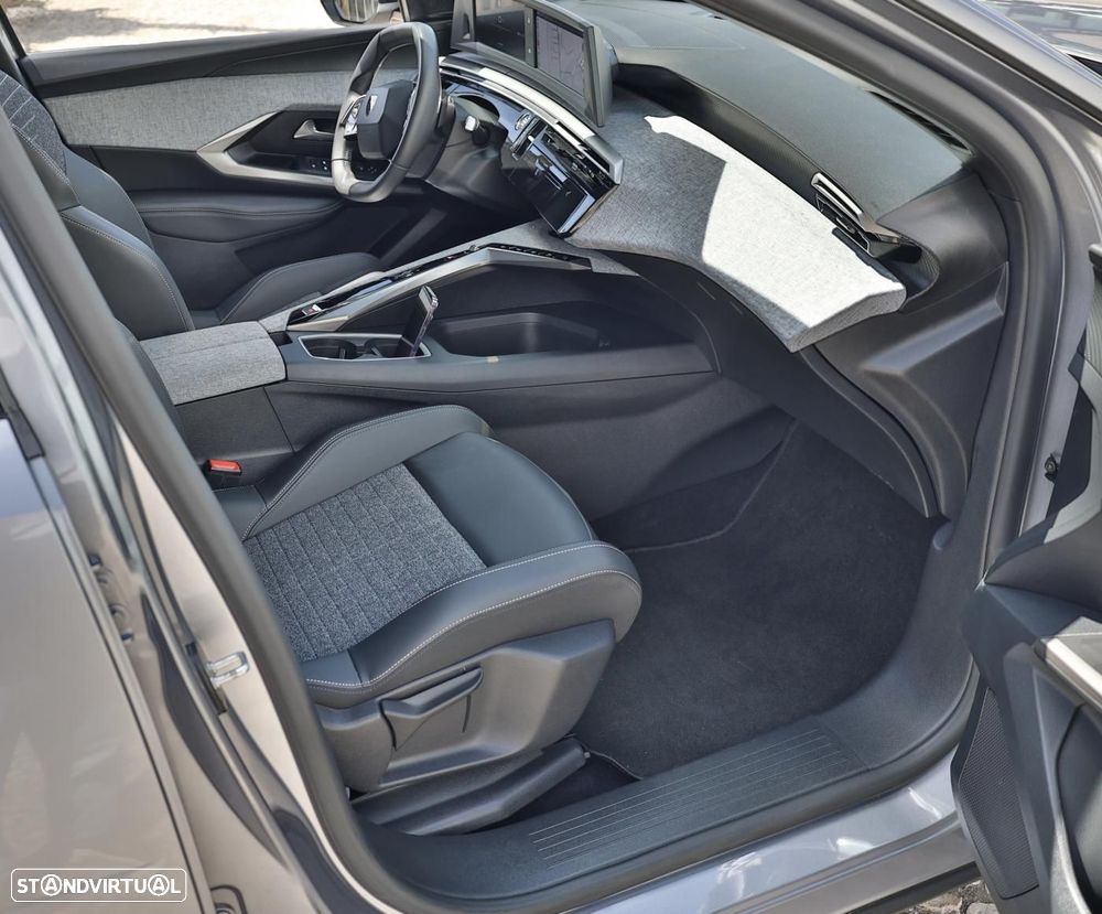 Peugeot 3008 1.2 Hybrid Allure e-DCS6 - 3
