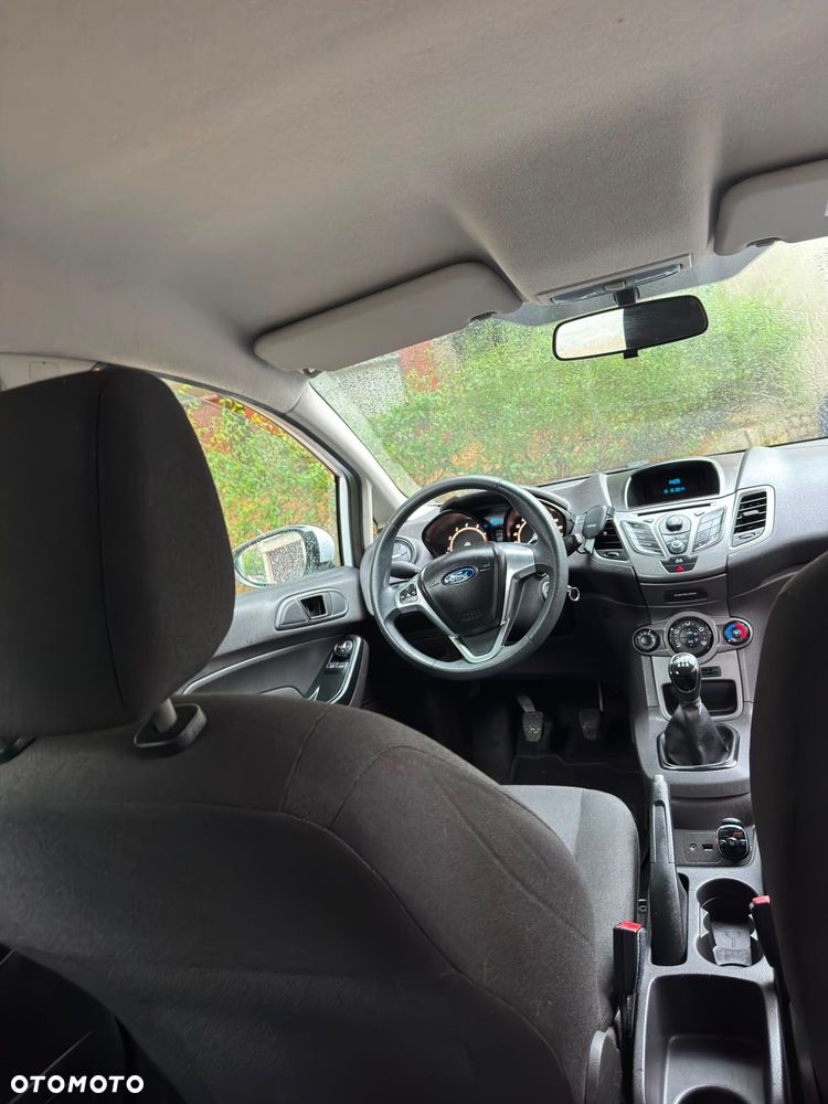 Ford Fiesta - 6