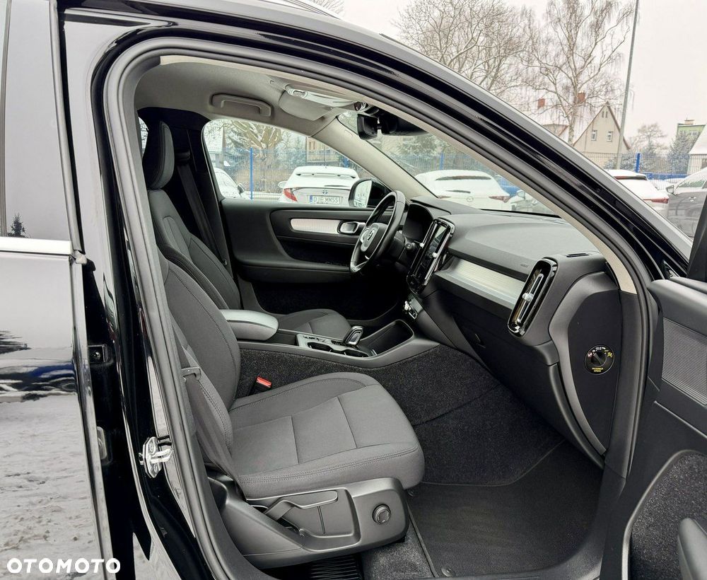 Volvo XC 40 T5 Twin Engine DKG Momentum Pro - 13