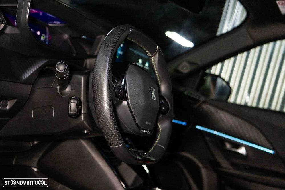 Peugeot e-2008 50 kWh GT - 23