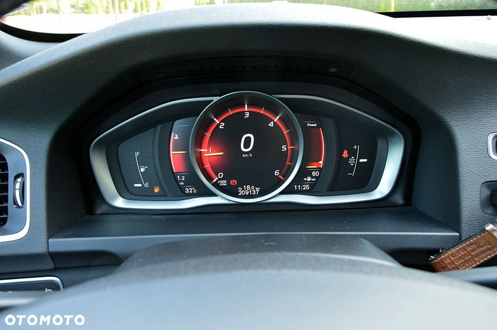 Volvo V60 - 30