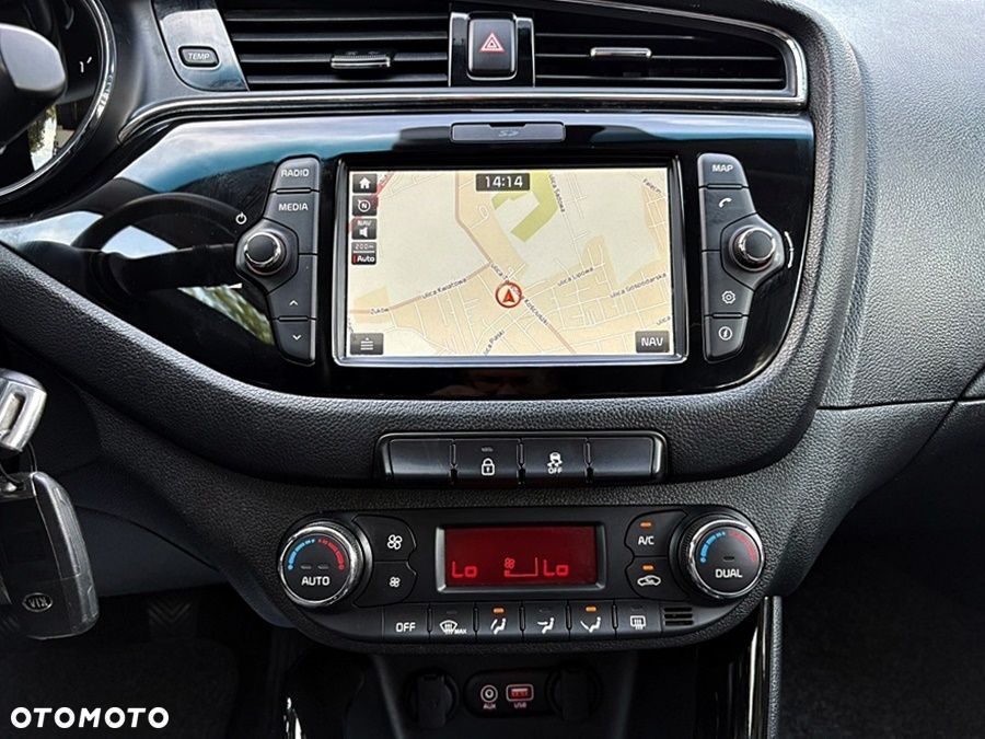 Kia Ceed 1.4 CVVT Dream-Team Edition - 25