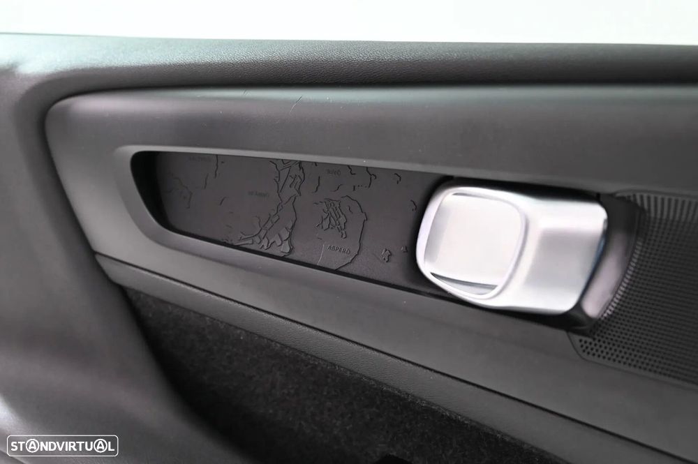 Volvo XC 40 1.5 T2 Momentum - 22