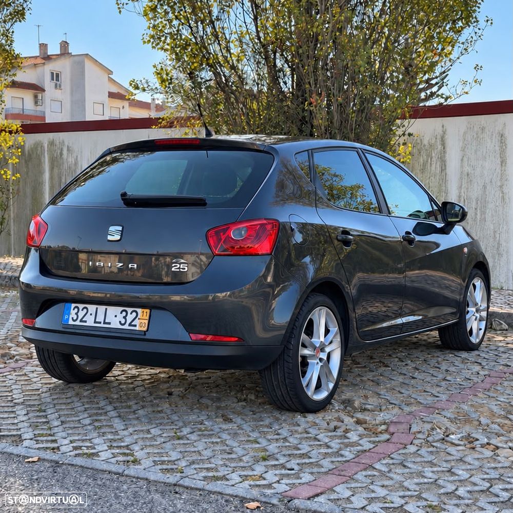 SEAT Ibiza 1.2 TSi 25 Anos - 6