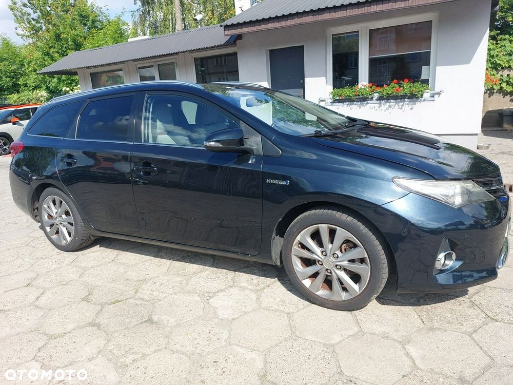 Toyota Auris - 4