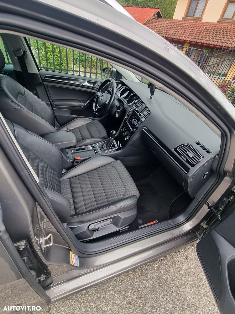 Volkswagen Golf 1.6 TDI DPF BMT Highline - 8