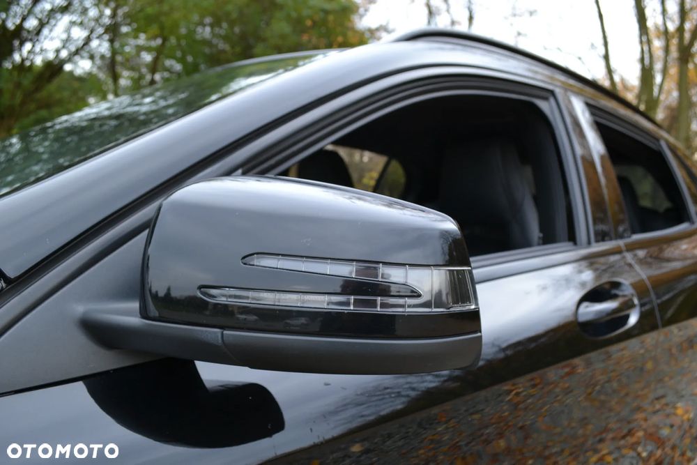 Mercedes-Benz GLA AMG 45 4-Matic - 39