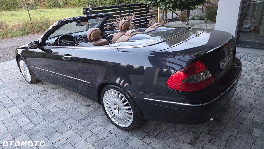 Mercedes-Benz CLK - 5