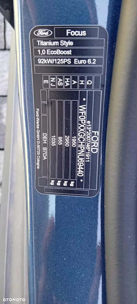 Ford Focus 1.0 EcoBoost Titanium Style - 11