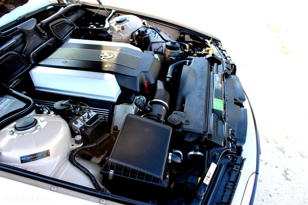 BMW Seria 7 740i - 15